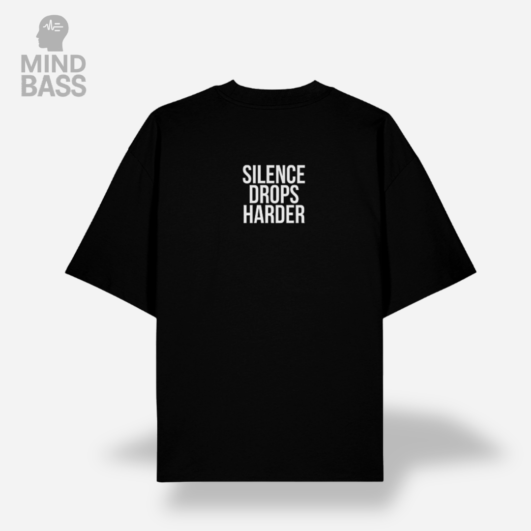 SILENCE DROPS OVERSIZE TEE BLACK